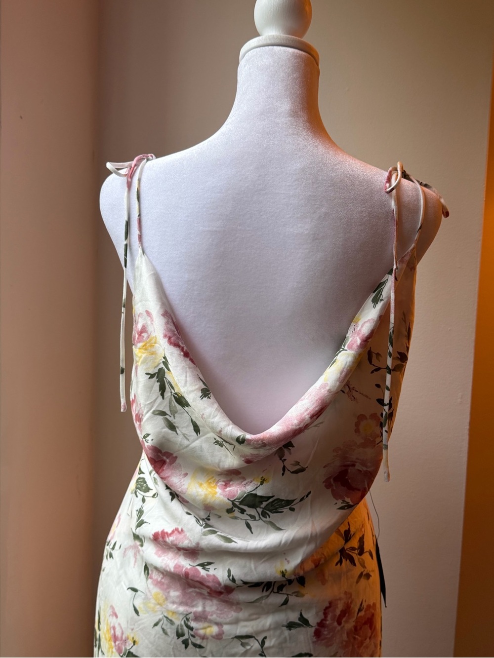 Lulus Size Medium Odette Yellow Floral Cowl Back mini Dress Summer Sun Dress NWT